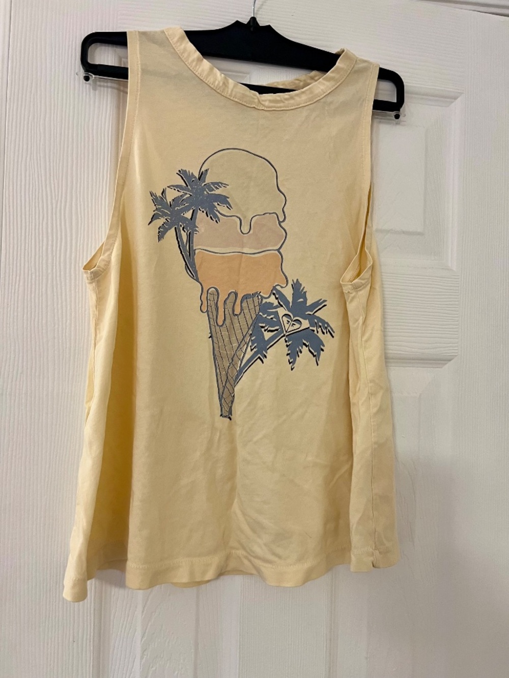 Roxy Tank Too - Picture 2 of 4